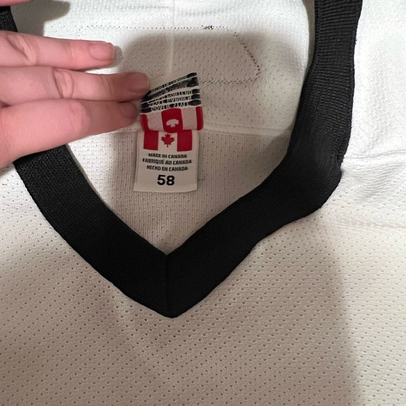 Signed Jersey - Picture 6 of 10